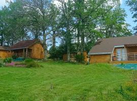 Les Chalets de La Vialette, chalet de monta&ntilde;a en Servi&egrave;res-le-Ch&acirc;teau
