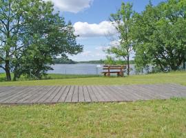 Ferienwohnung Vilzsee, hotel in Mirow