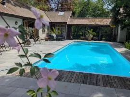Rural Studio with Shared Pool, Large Gardens & Tennis, Dog Friendly! Chichester Holiday Properties