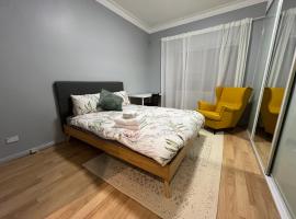 Airport Guesthouse, homestay in Sydney