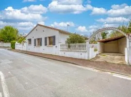 Stunning Home In Meschers-Sur-Gironde