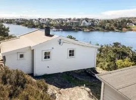Beautiful Home In Søgne