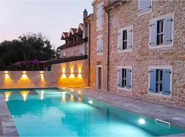 1 Bedroom Amazing Home In Mundanije, Hotel in Mundanije