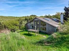 Stunning Home In Samsø