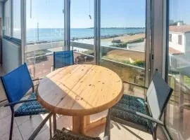 Cozy Apartment In Saint Gilles Croix De