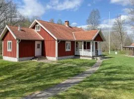 Gorgeous Home In Kättilstorp With Wifi