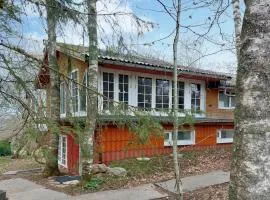 Gorgeous Apartment In Åsljunga