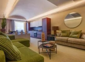 5 Bedroom Stunning Apartment In Trappeto