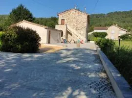Gite Lavandin du Mas de la Chataigneraie location de vacances dans le Gard