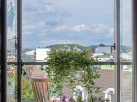 Tasme Dalat Signature, hotel di Dalat