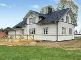 Pet Friendly Home In Bolmsö With Sauna