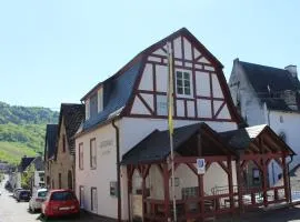 Weingut Loescher-Erben Gästehaus an der Burg