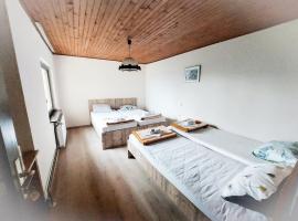 Planinski dom Gore, hotel di Dol pri Hrastniku