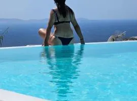 ELLI TROPiCAL LUXURY SUITES SUNSET-INFINITY POOL- SEA SIDE-NEAR CENTER PARKING