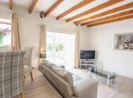 Drumlanrig Cottage