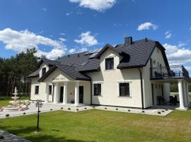 Gospodarstwo Agroturystyczne Dolina Zapomnienia, Hotel mit Pools in Kodeń