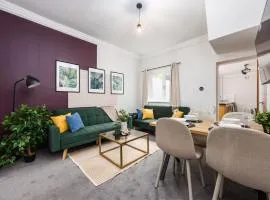 Stylish 3BR Home near Hospital and Auckland Castle