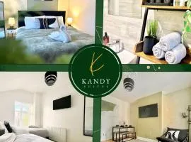 4 Bed Home Northampton, FreeParking, Superfast WiFi, 5TVs