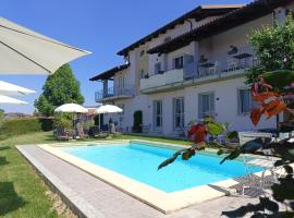 Domus Langhe B&B, hotel v destinaci Treiso