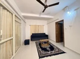 Spectra Haus AC 3BHK , 1kms from Palace
