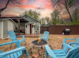 Peakstone Nest Cozy Fire Pit & Workstation Ready