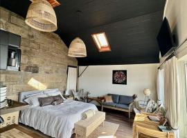 The Stonehouse Makers' Maisonette, помешкання з кухнею у місті Піктоу