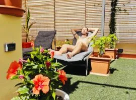 Maracuya House - Men Only