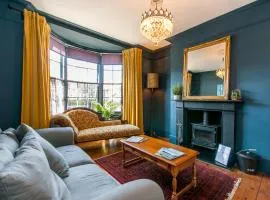 Opulent Georgian townhouse overlooking Spencer Square
