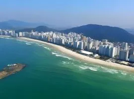 SHB - Delicioso apartamento no coração do Guarujá