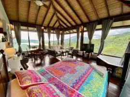 Birdsong Villa, Romantic Suite W- Jacuzzi
