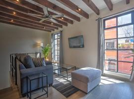 Santuario de la Paz - Newly Modern Renovated Apt, appartement in San Miguel de Allende