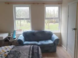 Newly refurbished 4 bedroom House