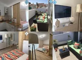 At Maries Beach House Peniche 2