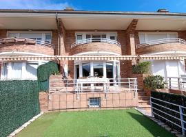 Adosado en Orio, Villa in Orio