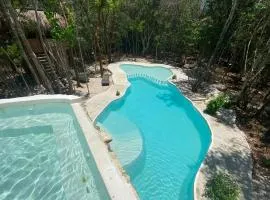 Aldea Maya-Ha Cabañas con cenotes