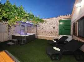 VILLA Marko