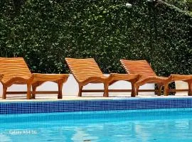 Forno Beach GUEST HOUSE