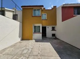 Sensity Home Benavente 2 Casa Familiar 3 habitaciones, cochera,
