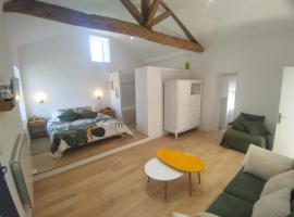 Le pressoir de Guinefolle, guest house in Monsireigne
