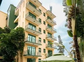 Highlands Suites Hotel and Apartments