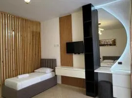 Eden Hotel