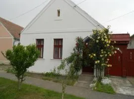 Hanytündér Vendégház