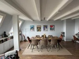 City Residence H14 - Prime location - perfect for Business & Lifestyle