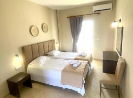 Oasis Beach Club – hotel w mieście Kavos