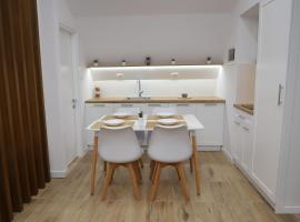 Central Apartment Berat, zelfstandige accommodatie in Berat