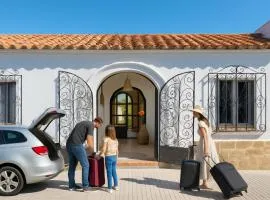 Calma Azul - 3BR - Terrace & Beach - AC WiFi - 8 Guests