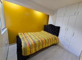401 Moderno departamento equipado, alojamiento con cocina en Abancay