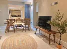 Central Brecon Apartment