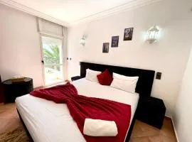 Merry Studio Hotel