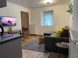 2-room flat with private entrance & privat parking